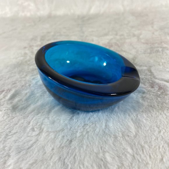 Viking Glass cobalt blue  Horseshoe Epic Orb  Ashtray MCM Heavy weight 1960's - Picture 1 of 11